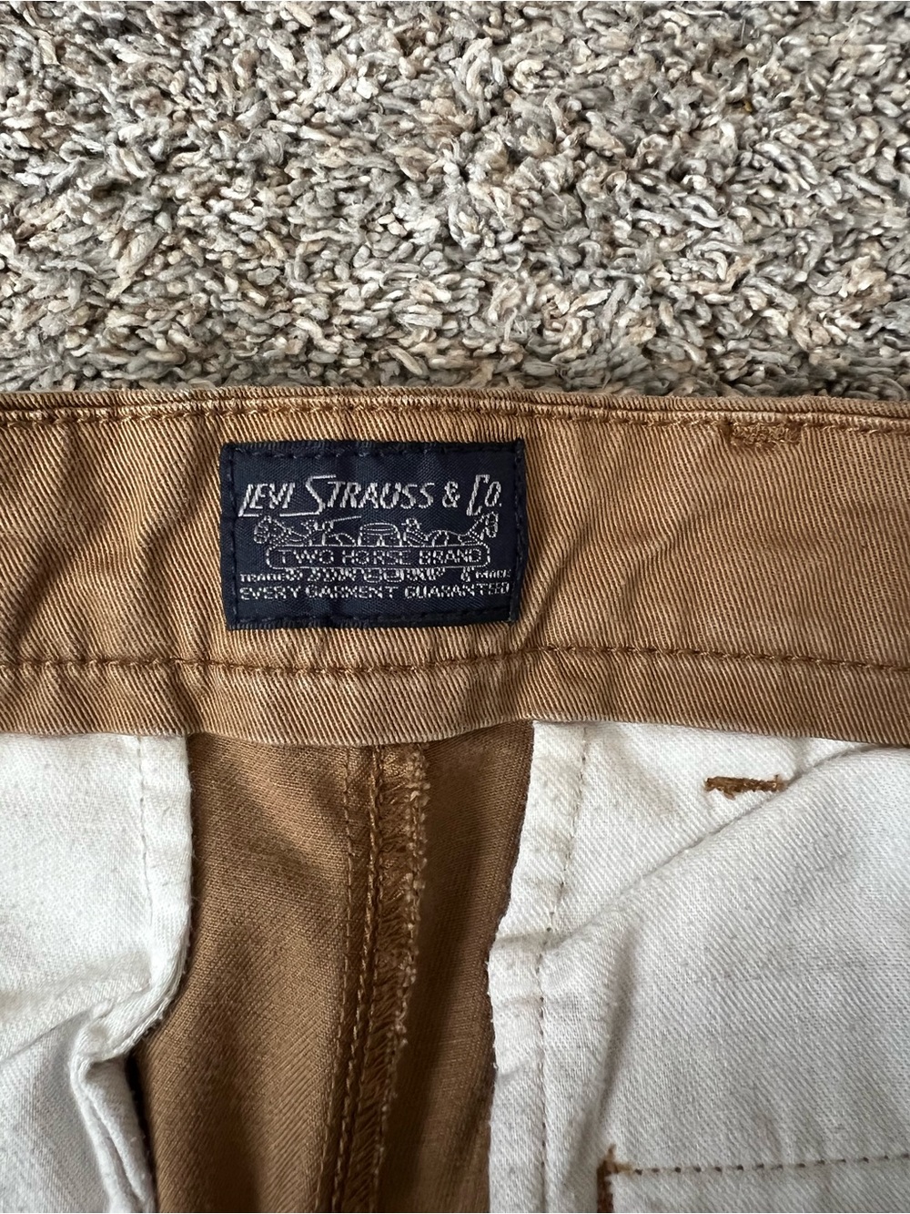 Levi's Men's Caramel Tan Chinos - Picture 2 of 4